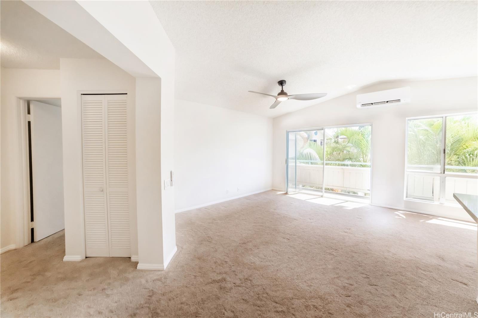 91-945 Laaulu Street, Unit 44B Ewa Beach, HI 96706 - Photo 11 of 25 Living Area