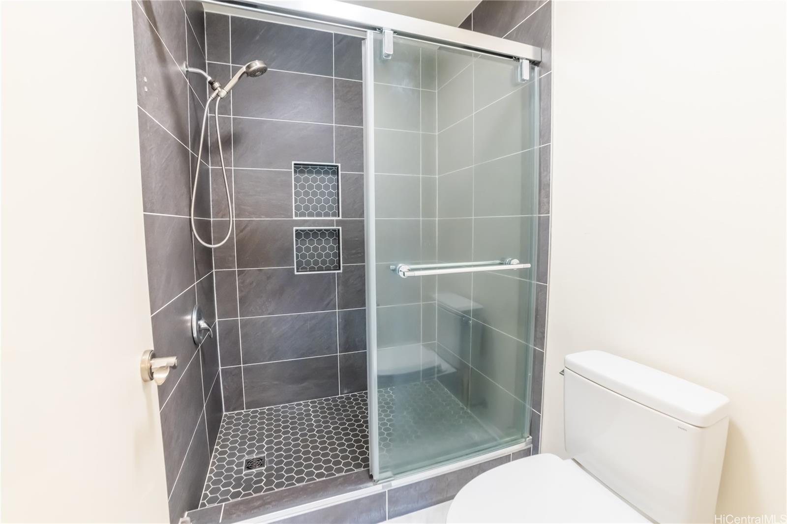 91-945 Laaulu Street, Unit 44B Ewa Beach, HI 96706 - Photo 6 of 25 On suite shower