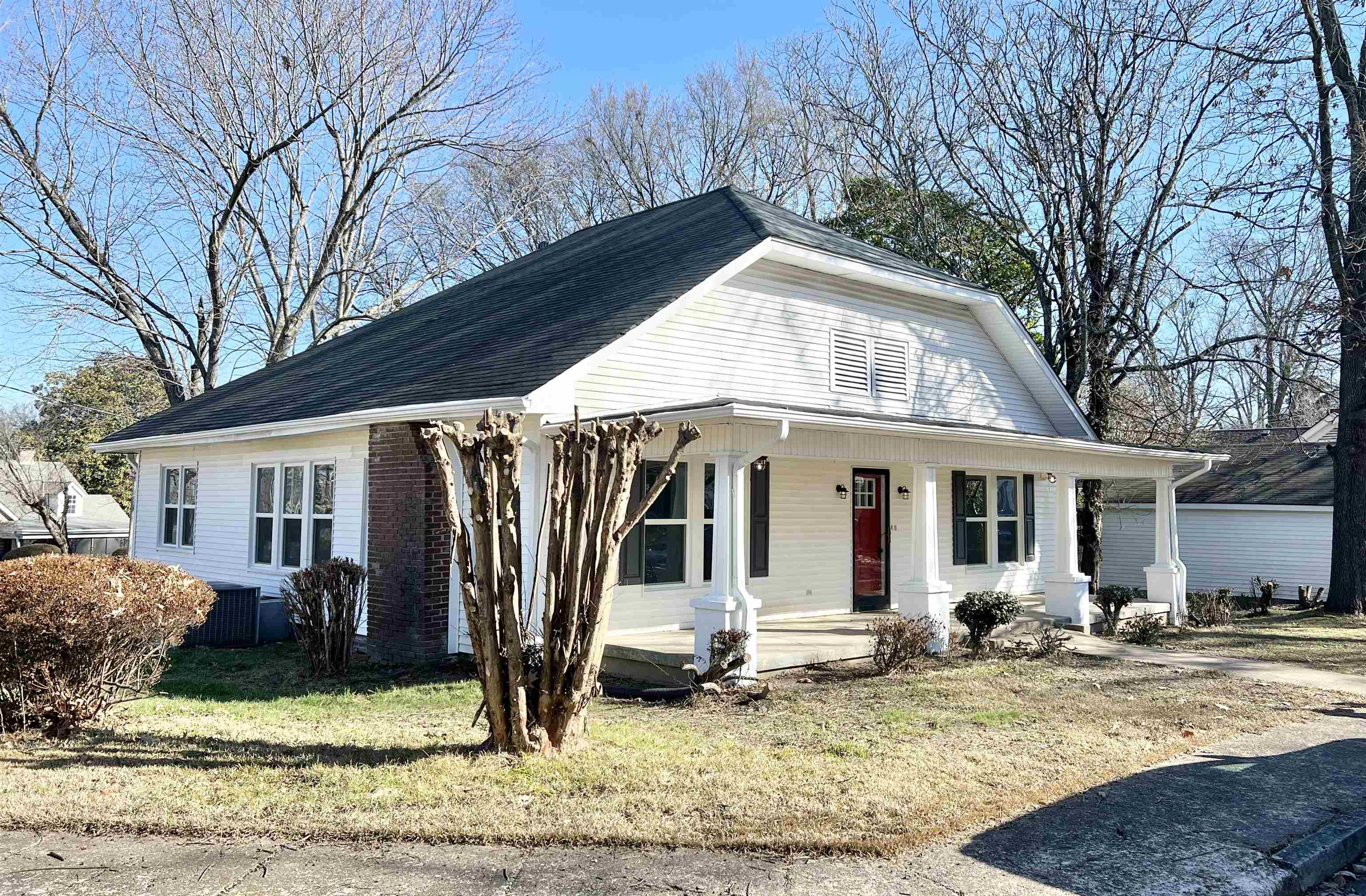 129 Wardlaw Circle Ripley, TN 38063 - Photo 1 of 24 a view of a house with yard porch and furniture