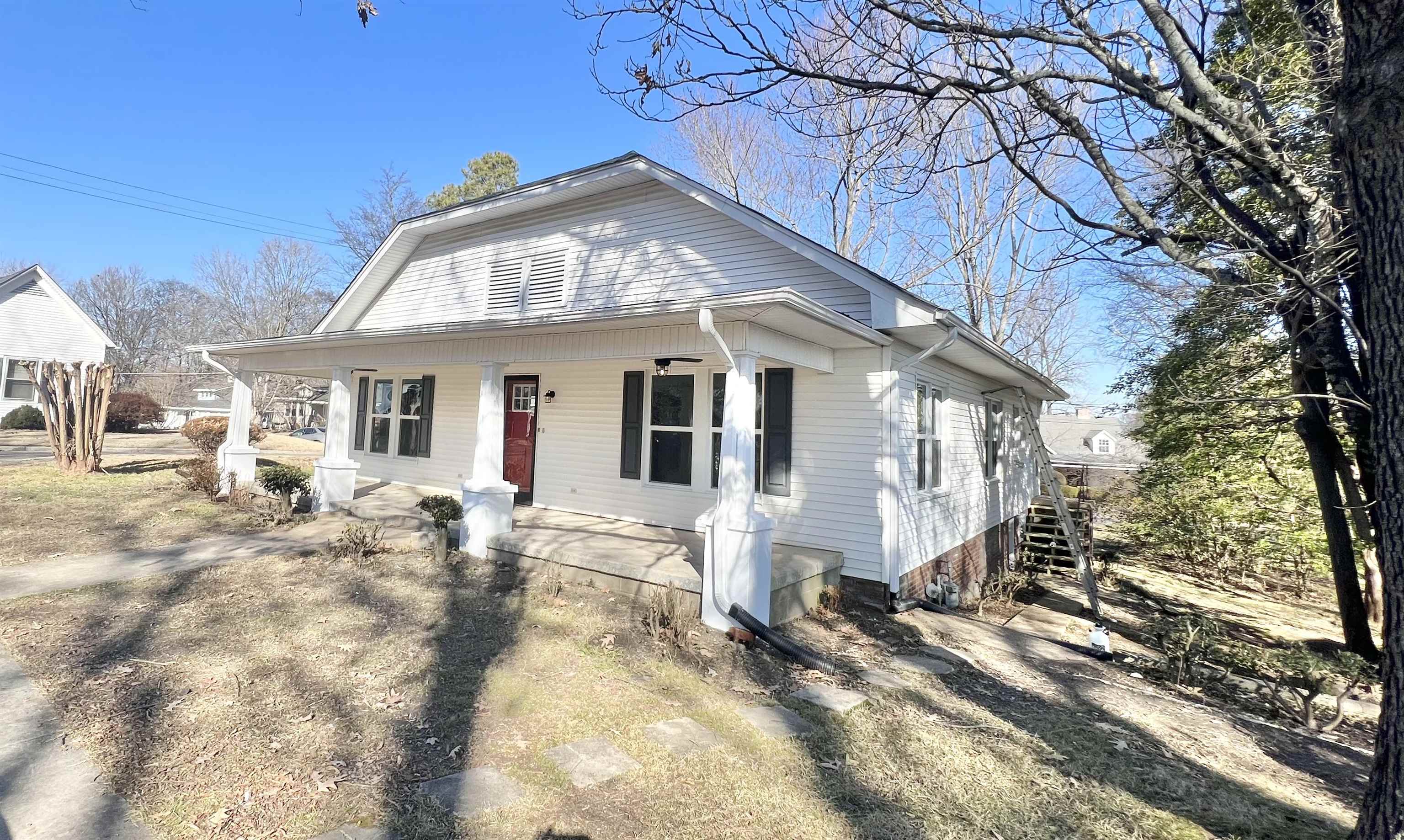 129 Wardlaw Circle Ripley, TN 38063 - Photo 3 of 24 a front view of a house with a yard