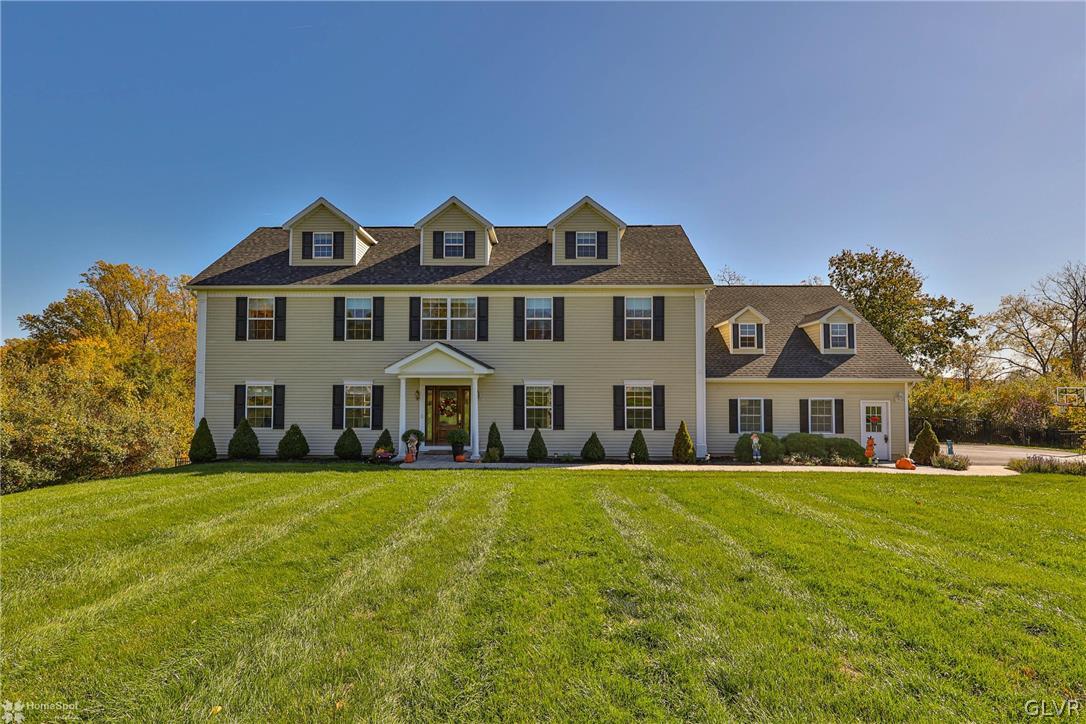 3510 Woodbyne Road Hellertown, PA 18055 - Photo 1 of 47 Street side view