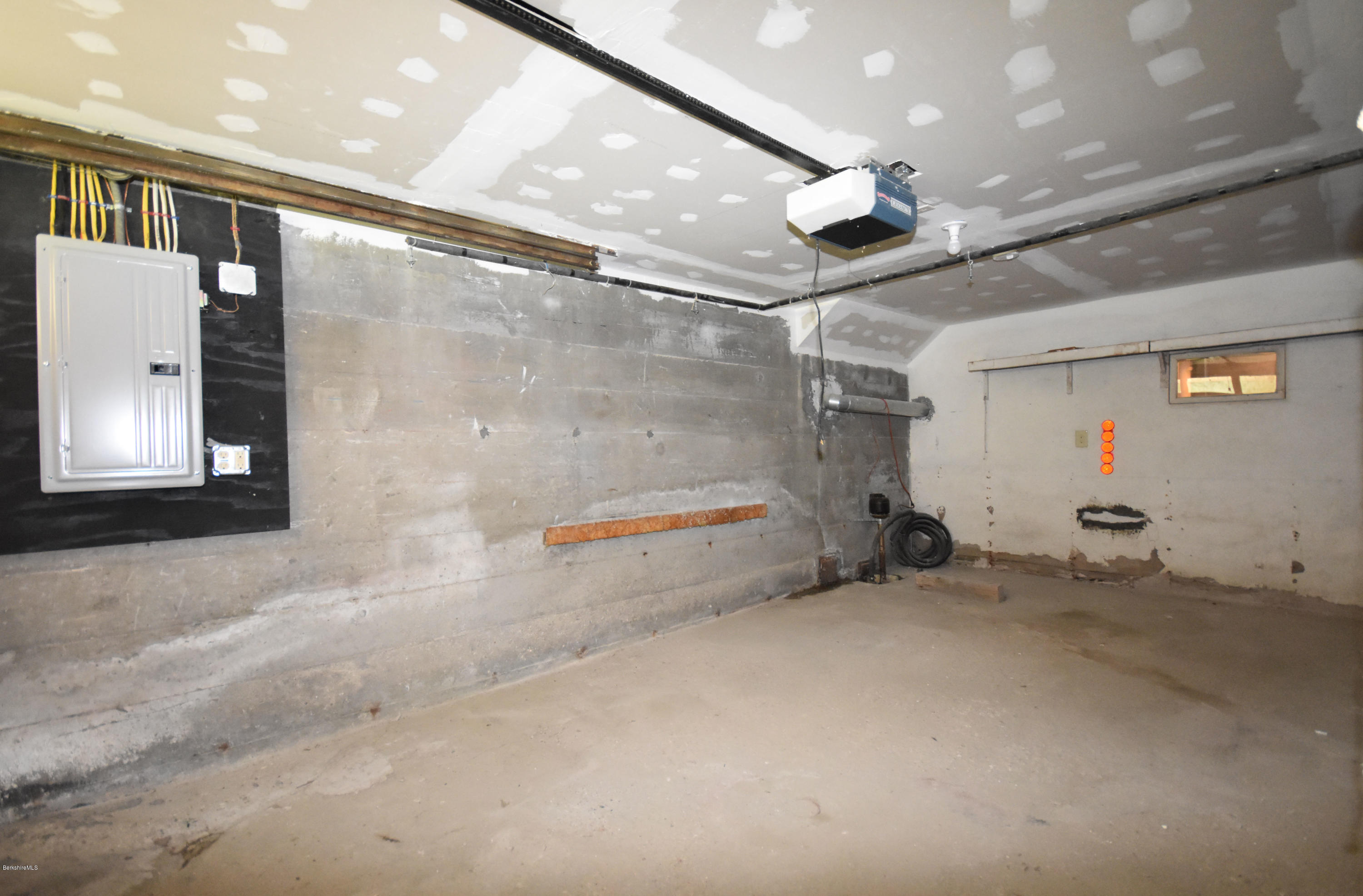 240 Benedict Road Pittsfield, MA 01201 - Photo 29 of 37 Garage