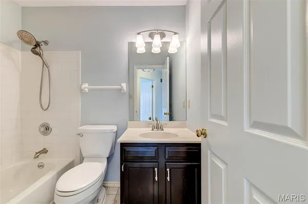 $219,900 | 1408 Whispering Creek Drive, Ballwin, MO 63021