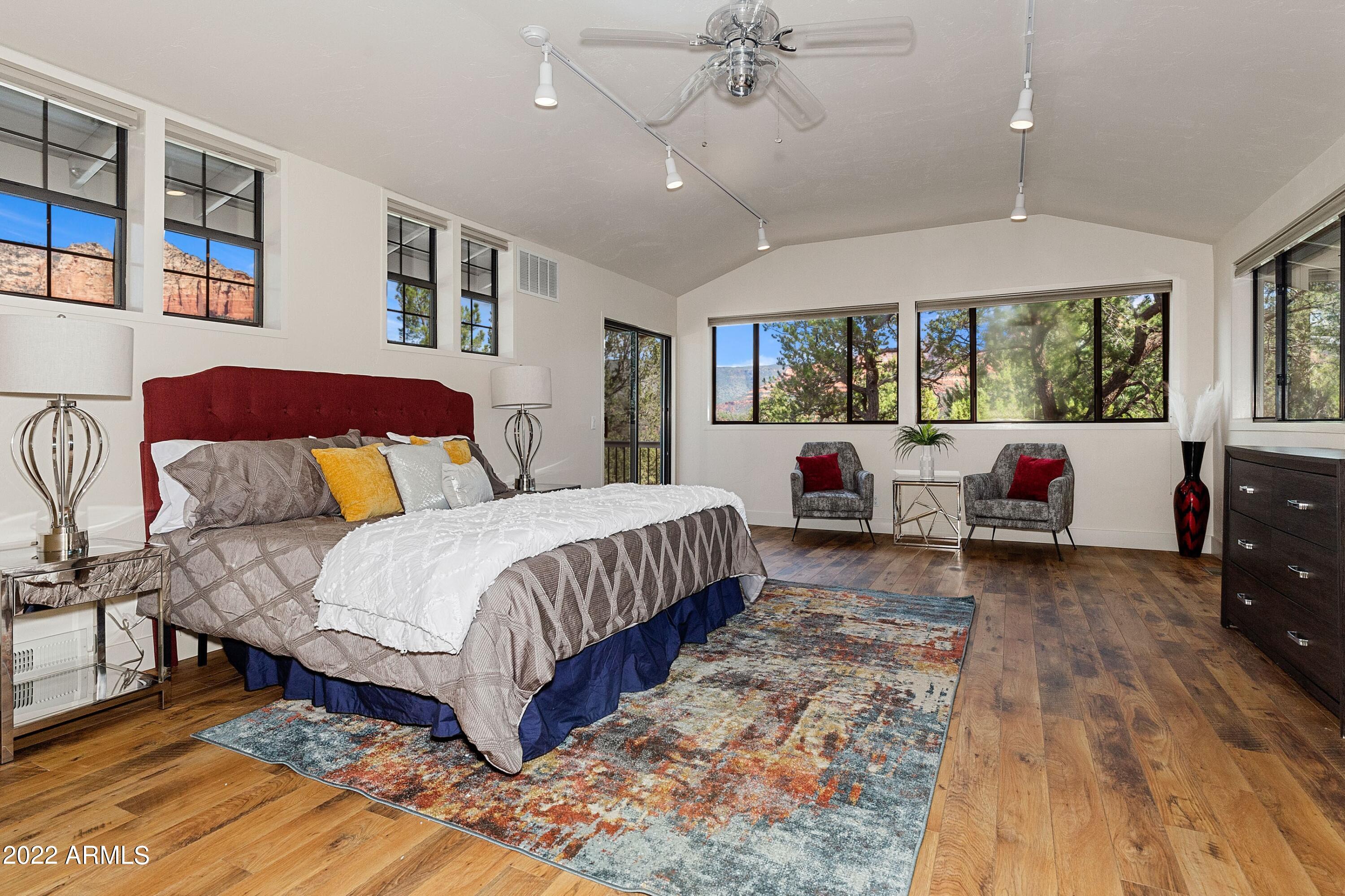 340 Ridge Road Sedona, AZ 86336 - Photo 11 of 49 011_Master Bedroom