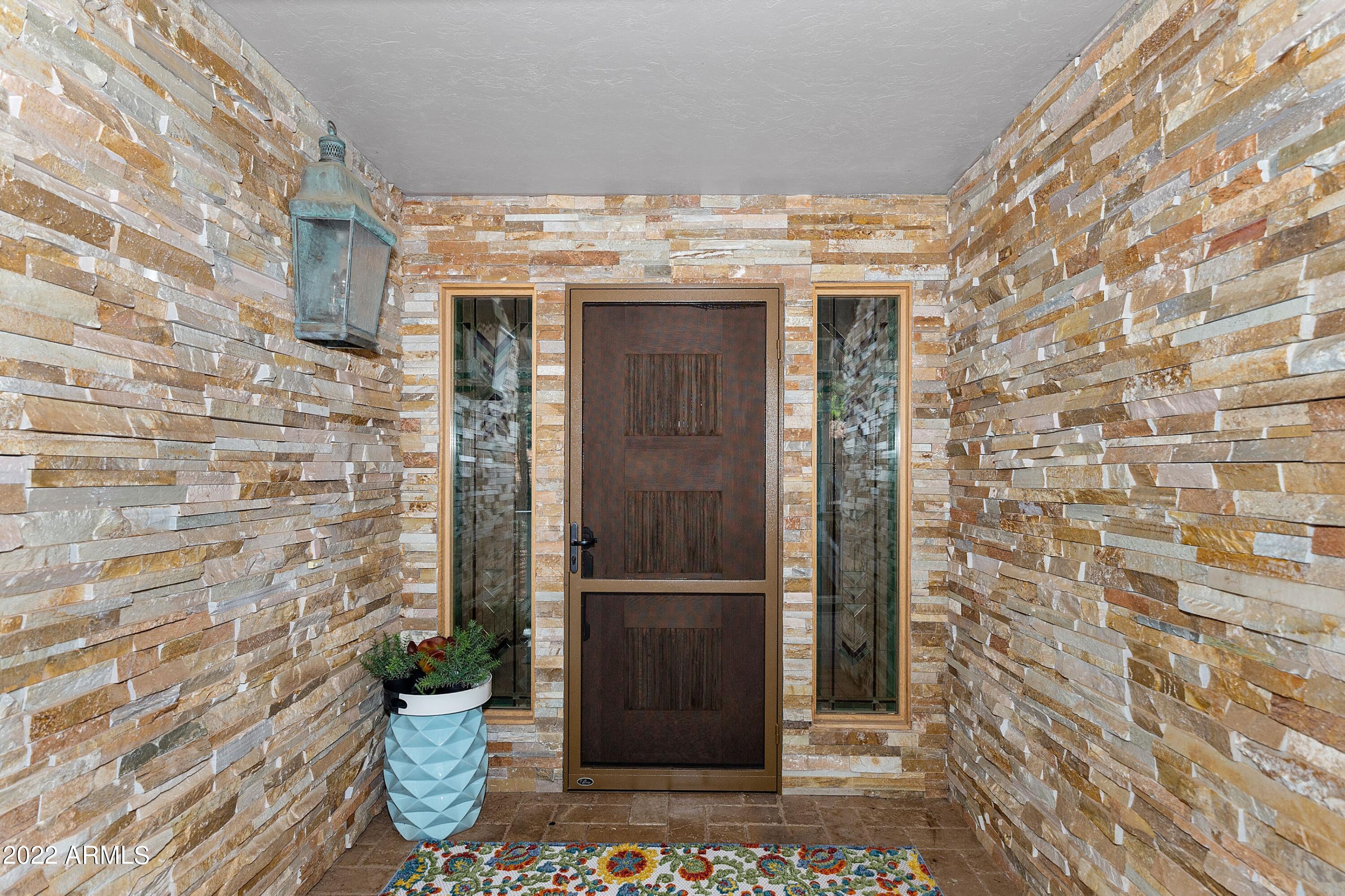 340 Ridge Road Sedona, AZ 86336 - Photo 3 of 49 003_Front Entry