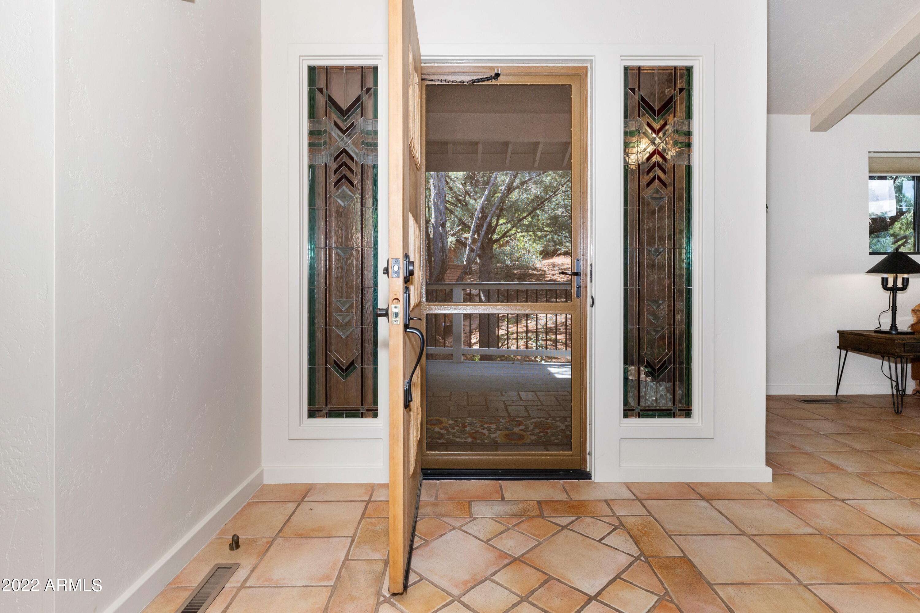 340 Ridge Road Sedona, AZ 86336 - Photo 4 of 49 004_Foyer