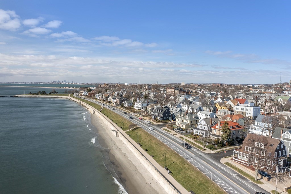 37 Lynn Shore Drive Lynn, MA 01902 - Photo 6 of 42