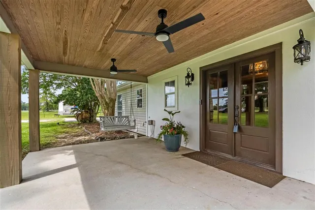 $335,000 | 3900 Paul White Road, Lake Charles, LA 70611