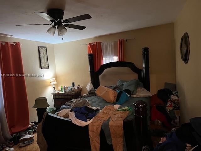 1755 Northwest 69th Street Miami, FL 33147 - Photo 20 of 36