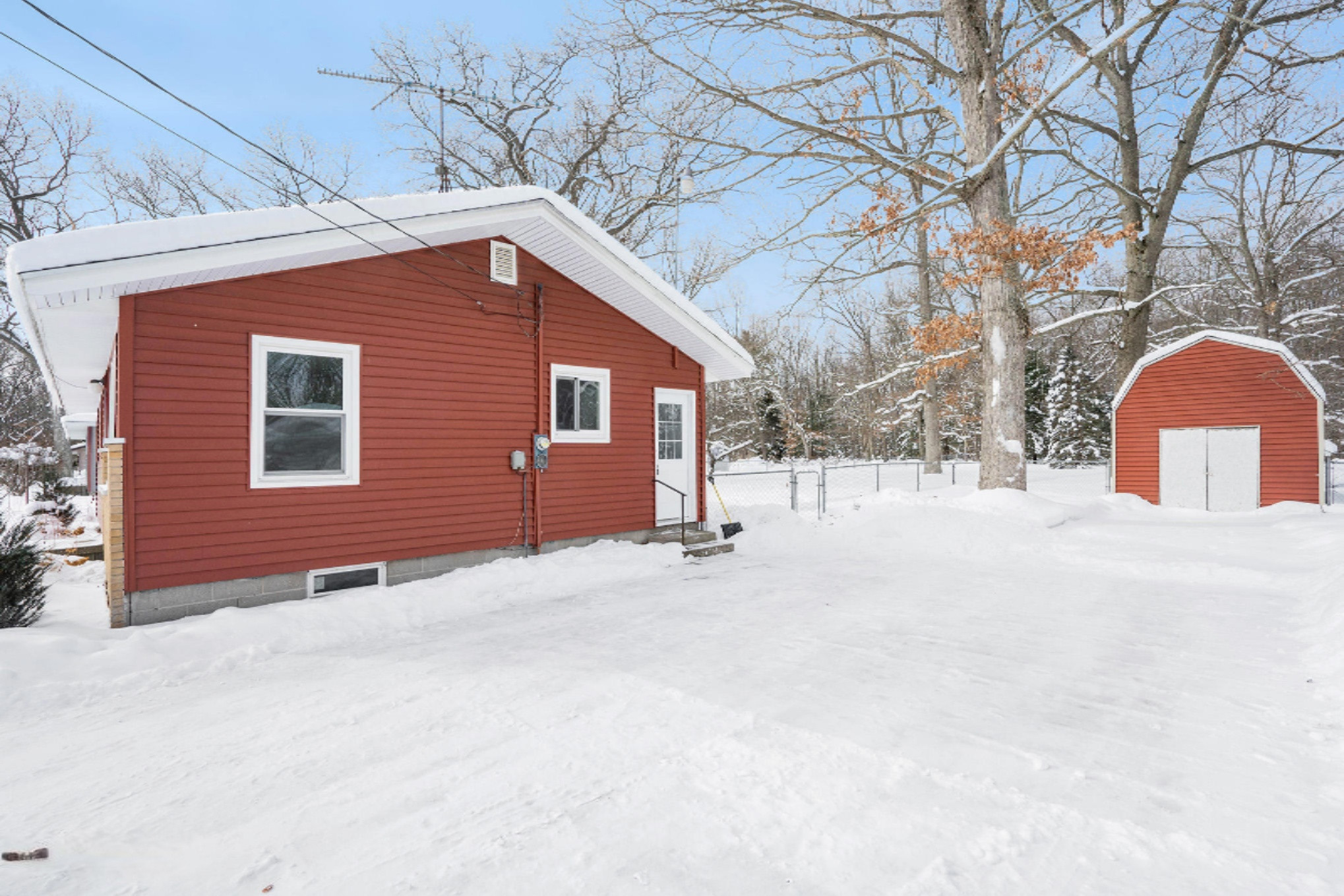 4065 Orshal Road Whitehall, MI 49461 - Photo 3 of 23 DSC03972