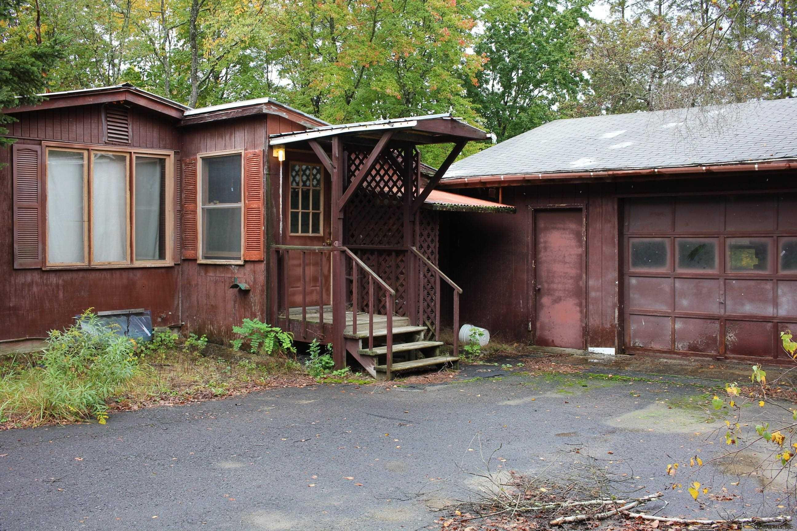 146 Lampman Road Broadalbin, NY 12025 - Photo 2 of 21 Photo 2