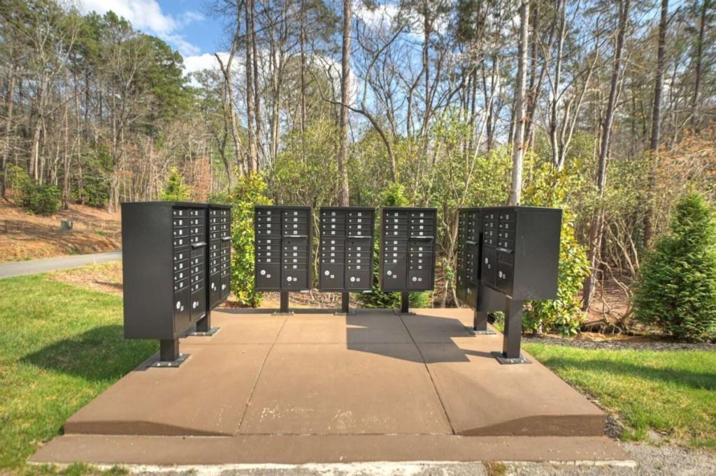 13 Rocky Ridge Mineral Bluff, GA 30559 - Photo 27 of 29 a building with trees in front of it