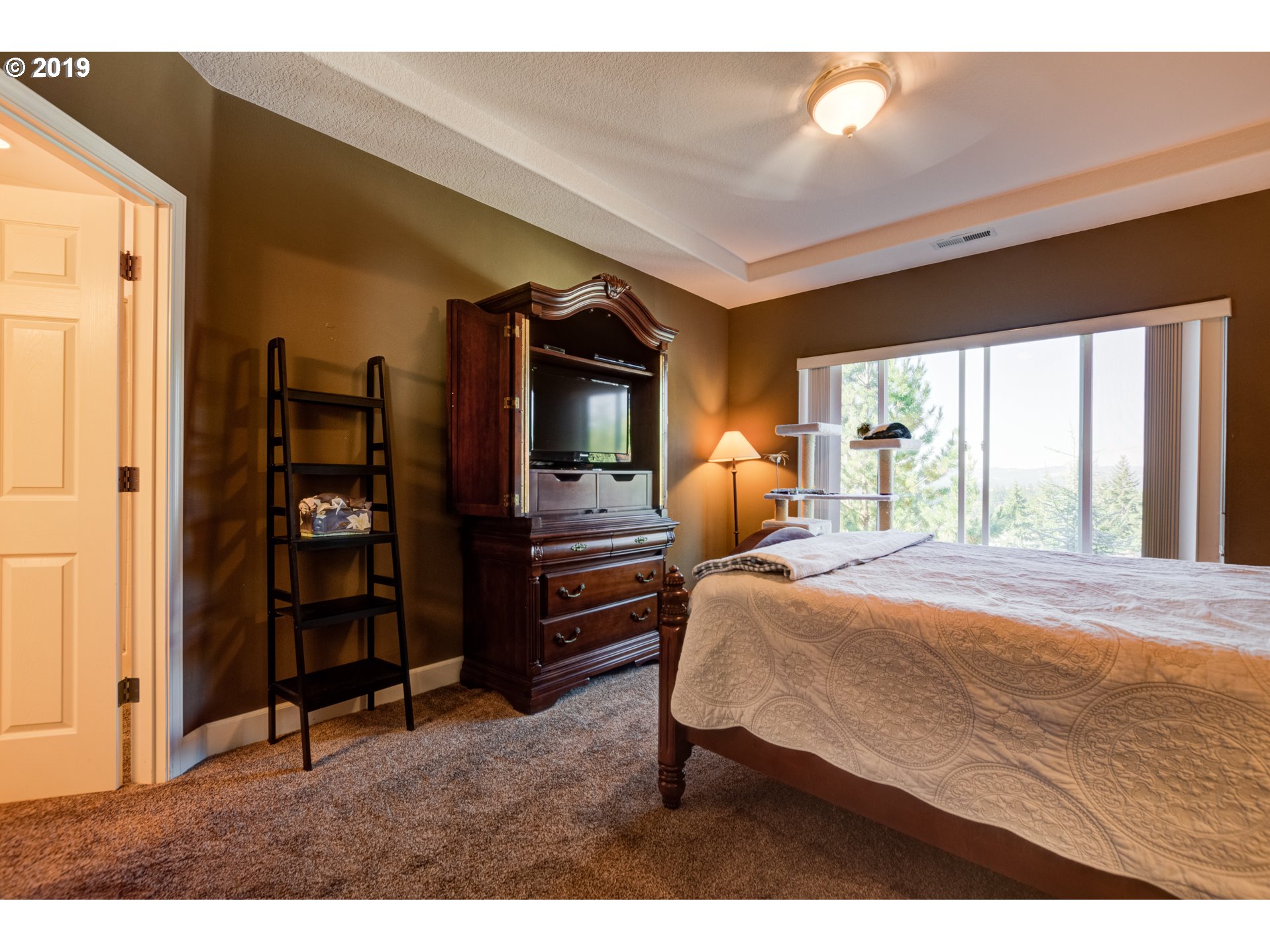 13620 Southwest Mapleview Lane Tigard, OR 97224 - Photo 9 of 20 Gallery Image 9