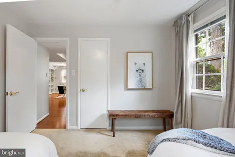 $1,249,500 | 917 Crestwood Drive, Alexandria, VA 22302