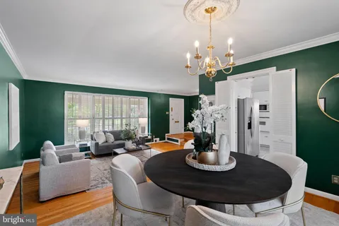 $1,249,500 | 917 Crestwood Drive, Alexandria, VA 22302