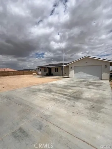 $575,000 | 10773 Mills Road, Apple Valley, CA 92308