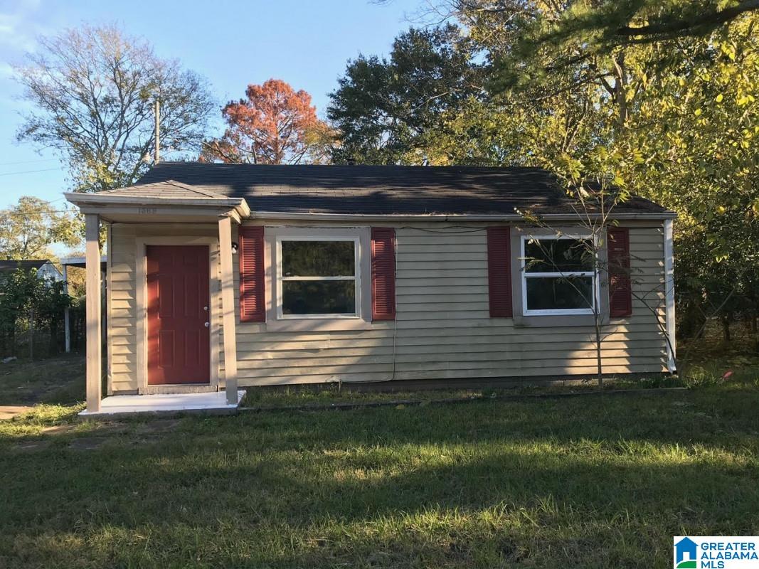 1369 Woodward Road Birmingham, AL 35228 - Photo 1 of 6