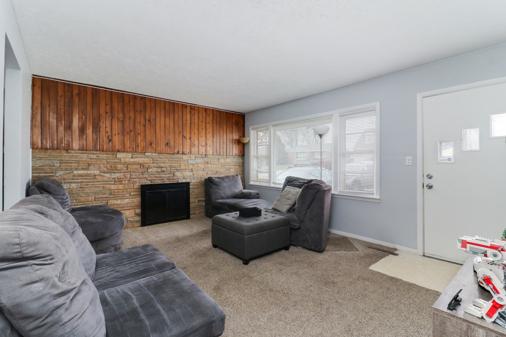 1011 Morgan Street Normal, IL 61761 - Photo 4 of 23 Gallery Image 4