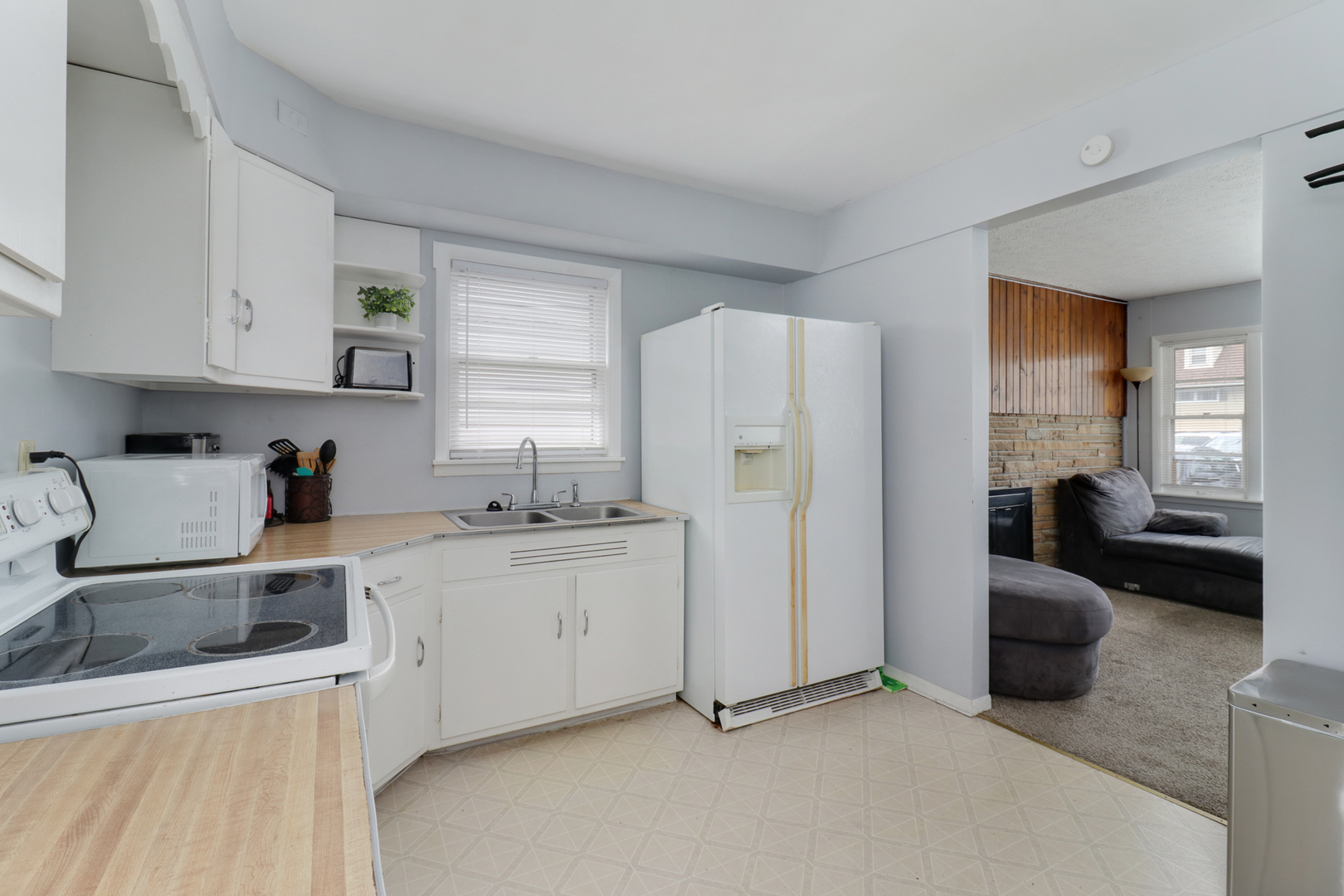 1011 Morgan Street Normal, IL 61761 - Photo 5 of 23 Gallery Image 5