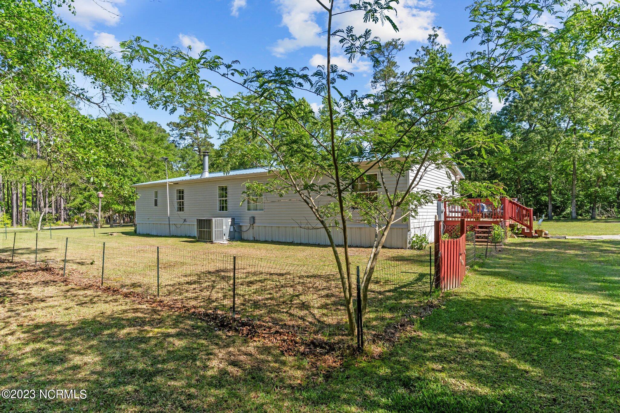 703 Rivenbark Road Currie, NC 28435 - Photo 12 of 59 12-web-or-mls-BTS08037