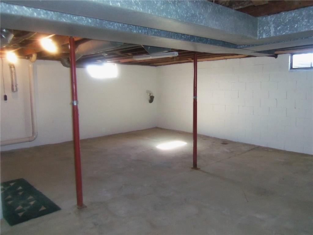 1504 Butler Road Worthington, PA 16262 - Photo 11 of 11 Gallery Image 11