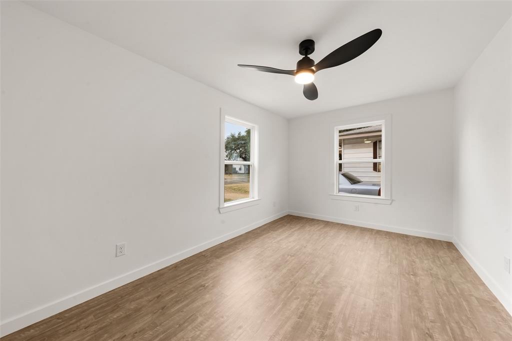 812 Harlem Avenue Waco, TX 76704 - Photo 11 of 16