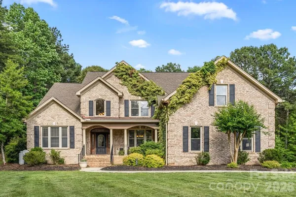 $860,000 | 4266 Barbrick Street, Sherrills Ford, NC 28673
