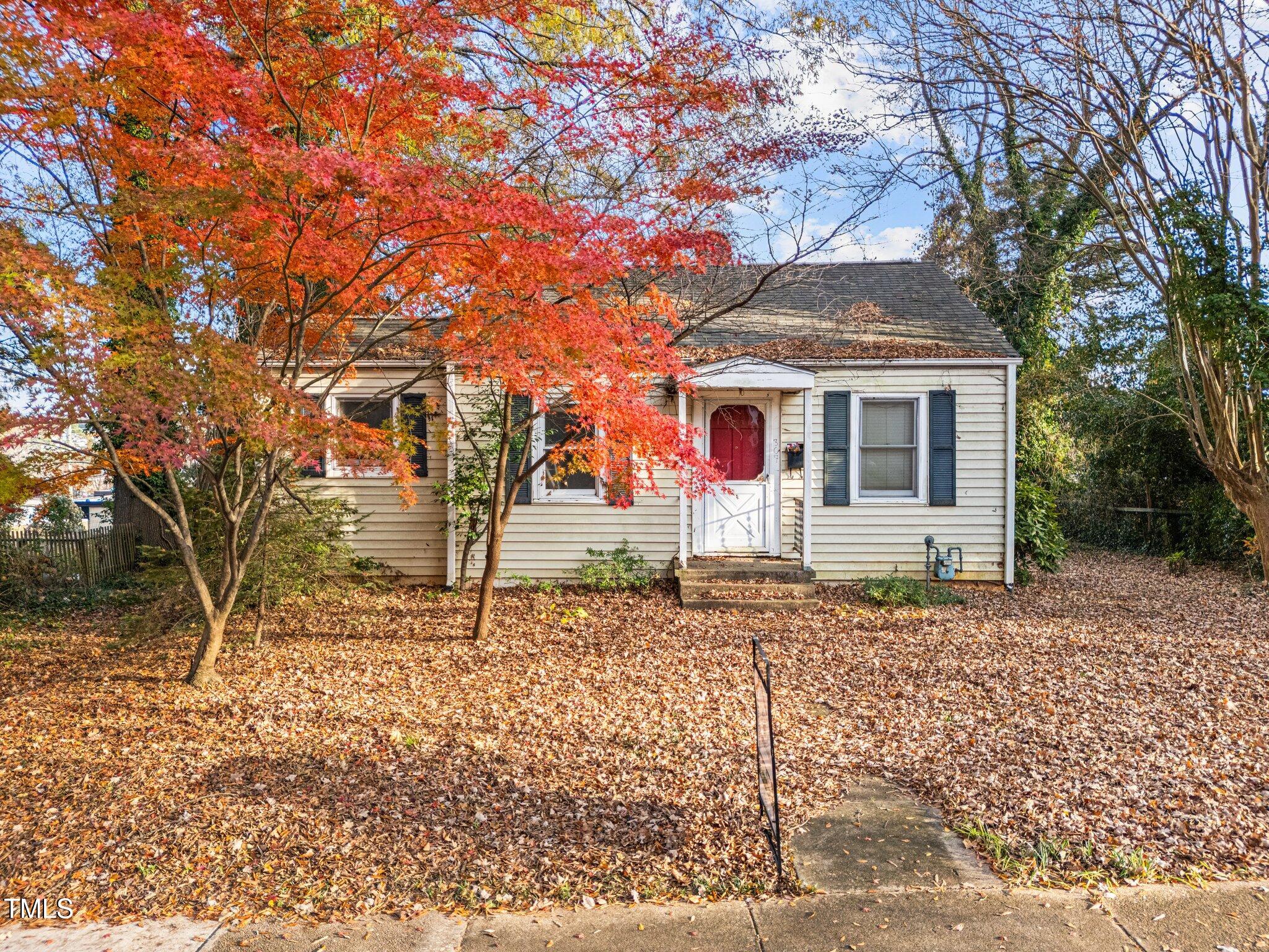 307 Bickett Boulevard Raleigh, NC 27608 - Photo 1 of 11 1-web-or-mls-DJI_20241204151910_0079_D