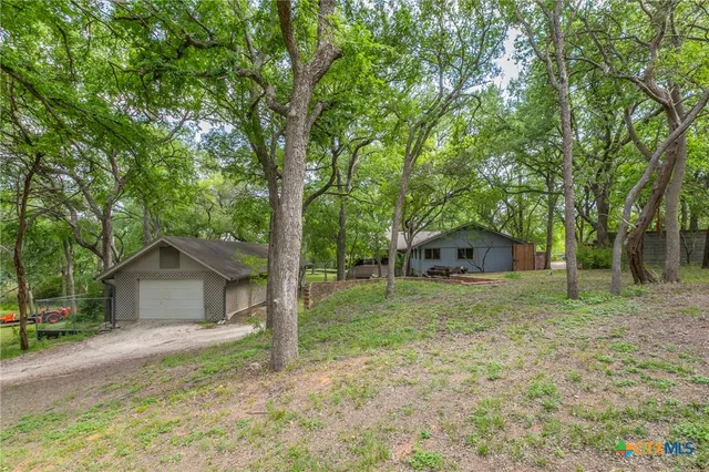 a house view with a outdoor space
