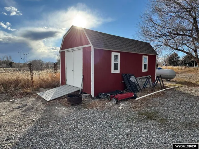 $640,000 | 3 Charbonneau Drive, Riverton, WY 82501