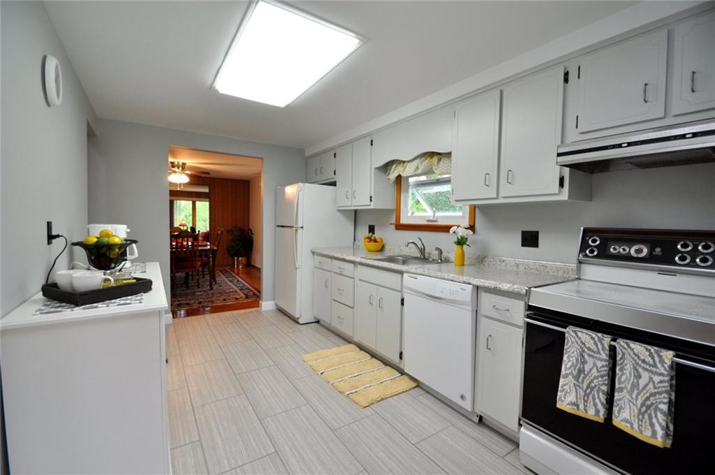 1328 High Road Clairton, PA 15025 - Photo 7 of 25 Gallery Image 7