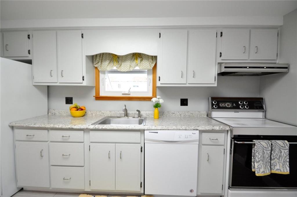 1328 High Road Clairton, PA 15025 - Photo 8 of 25 Gallery Image 8