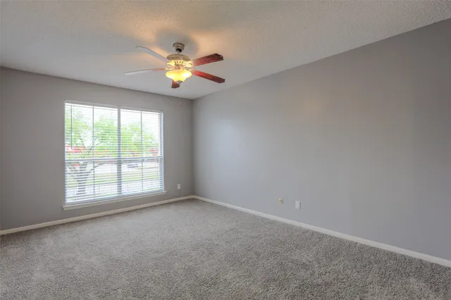 $119,000 | 3919 Fairmont Parkway, Unit 122, Pasadena, TX 77504