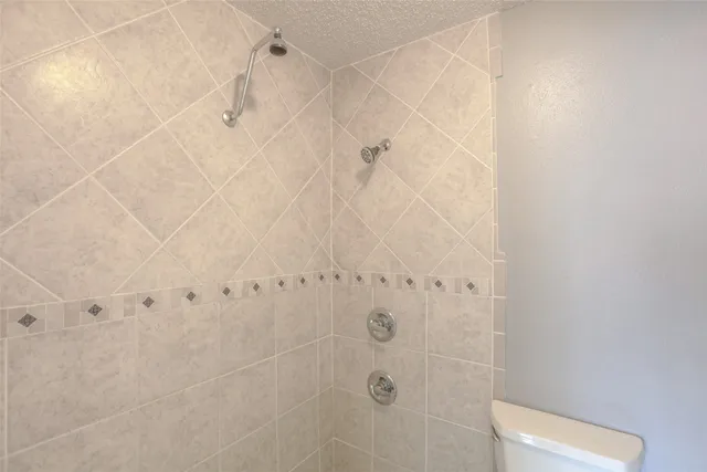 $119,000 | 3919 Fairmont Parkway, Unit 122, Pasadena, TX 77504