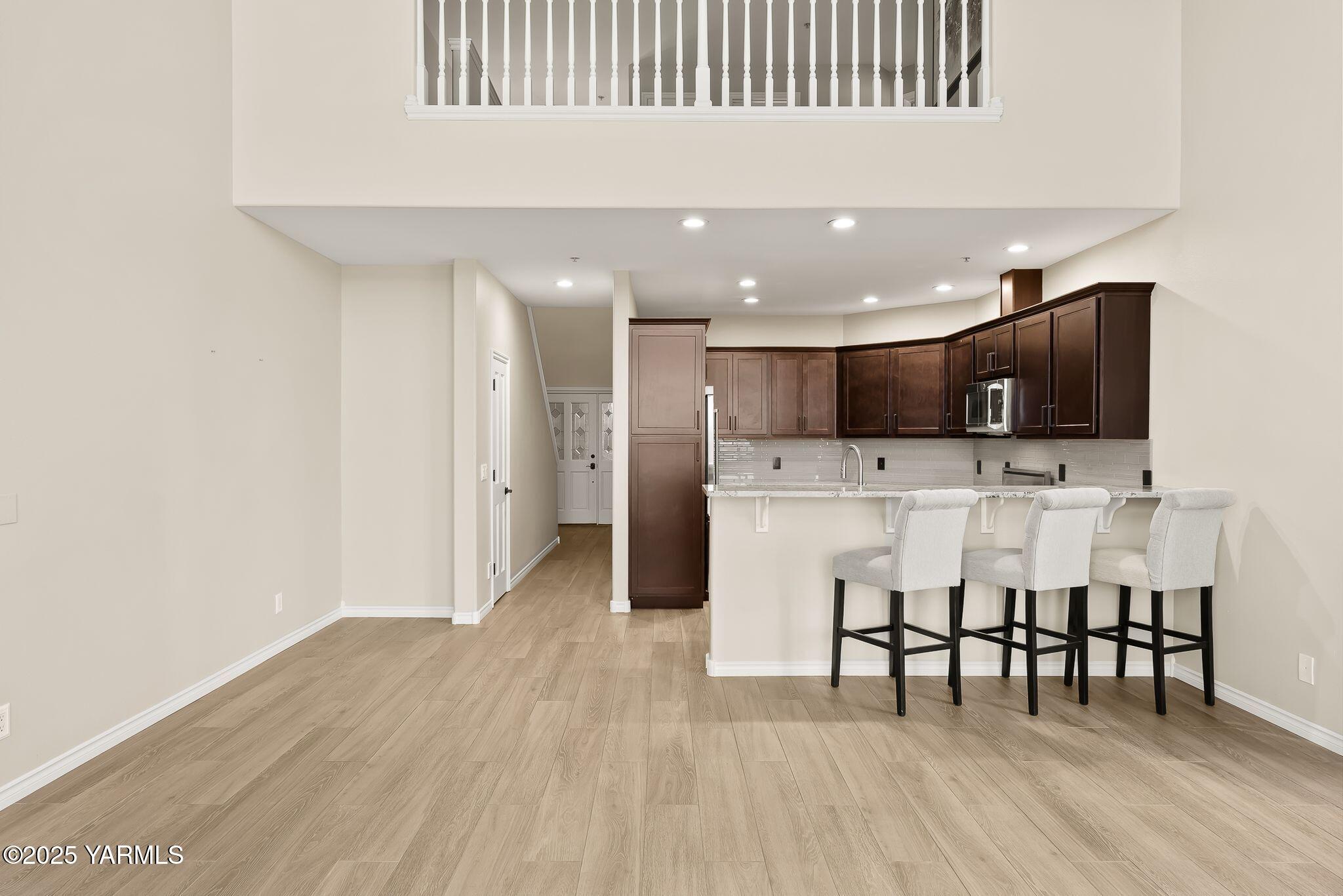 9150 Occidental Road, Unit 8 Yakima, WA 98903 - Photo 9 of 41 Practical and sophisticated