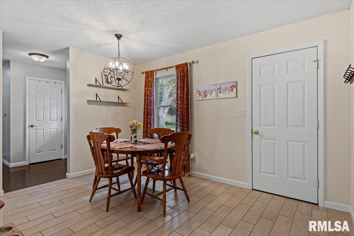 8101 Tack Lane Springfield, IL 62712 - Photo 13 of 30