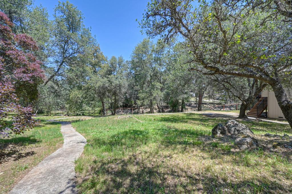 10767 Joeger Road Auburn, CA 95602 - Photo 63 of 96