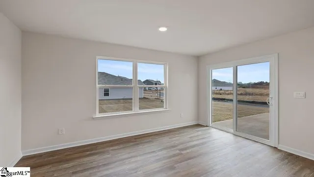 $254,900 | 623 Oak Ridge Drive, Clinton, SC 29325