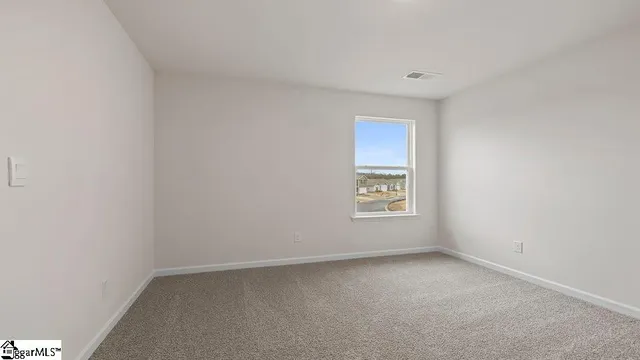 $254,900 | 623 Oak Ridge Drive, Clinton, SC 29325