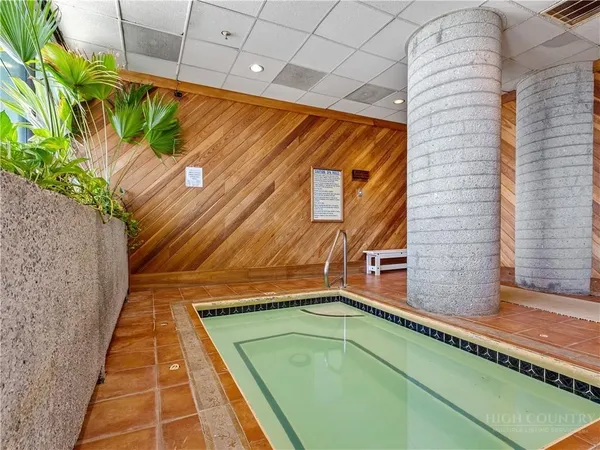 $2,000 | 303 Sugar Top Drive, Unit 3827, Sugar Mountain, NC 28604