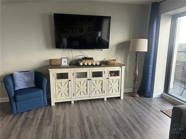 $2,000 | 303 Sugar Top Drive, Unit 3827, Sugar Mountain, NC 28604