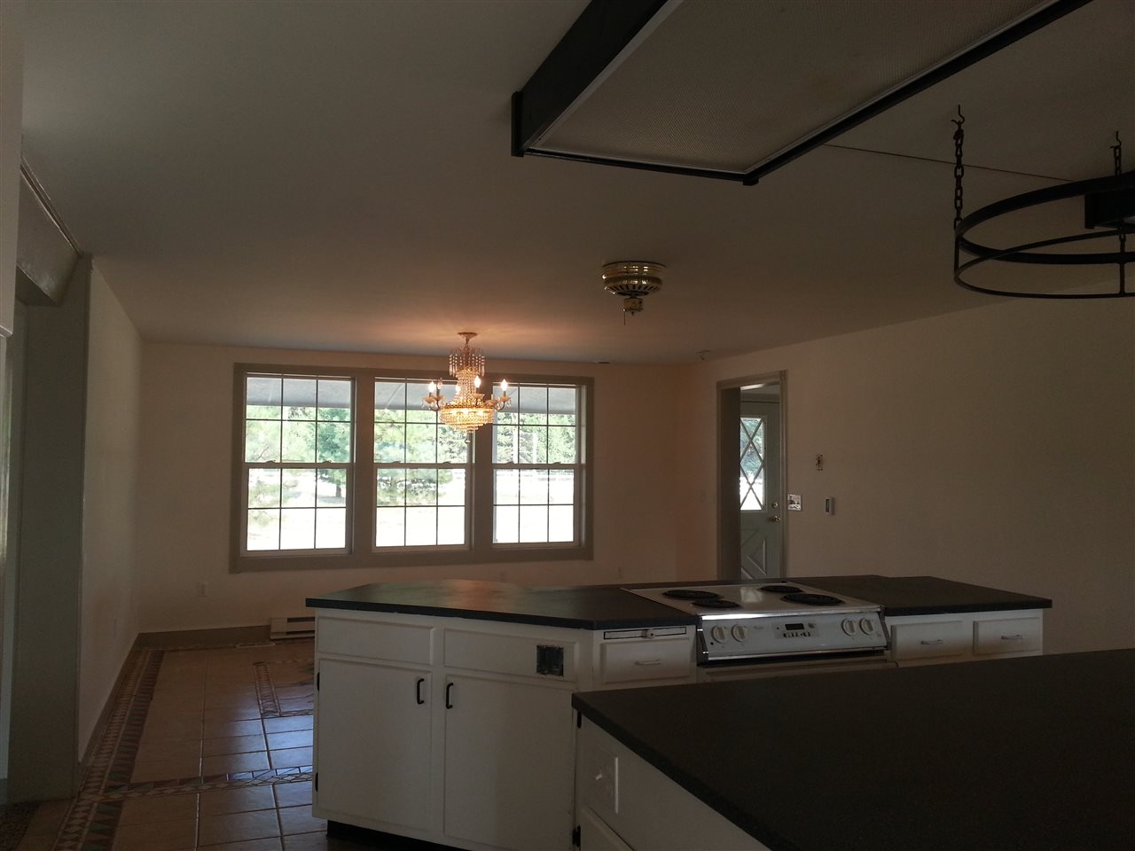 4518 Whittier Road Clayton, WA 99110 - Photo 12 of 20