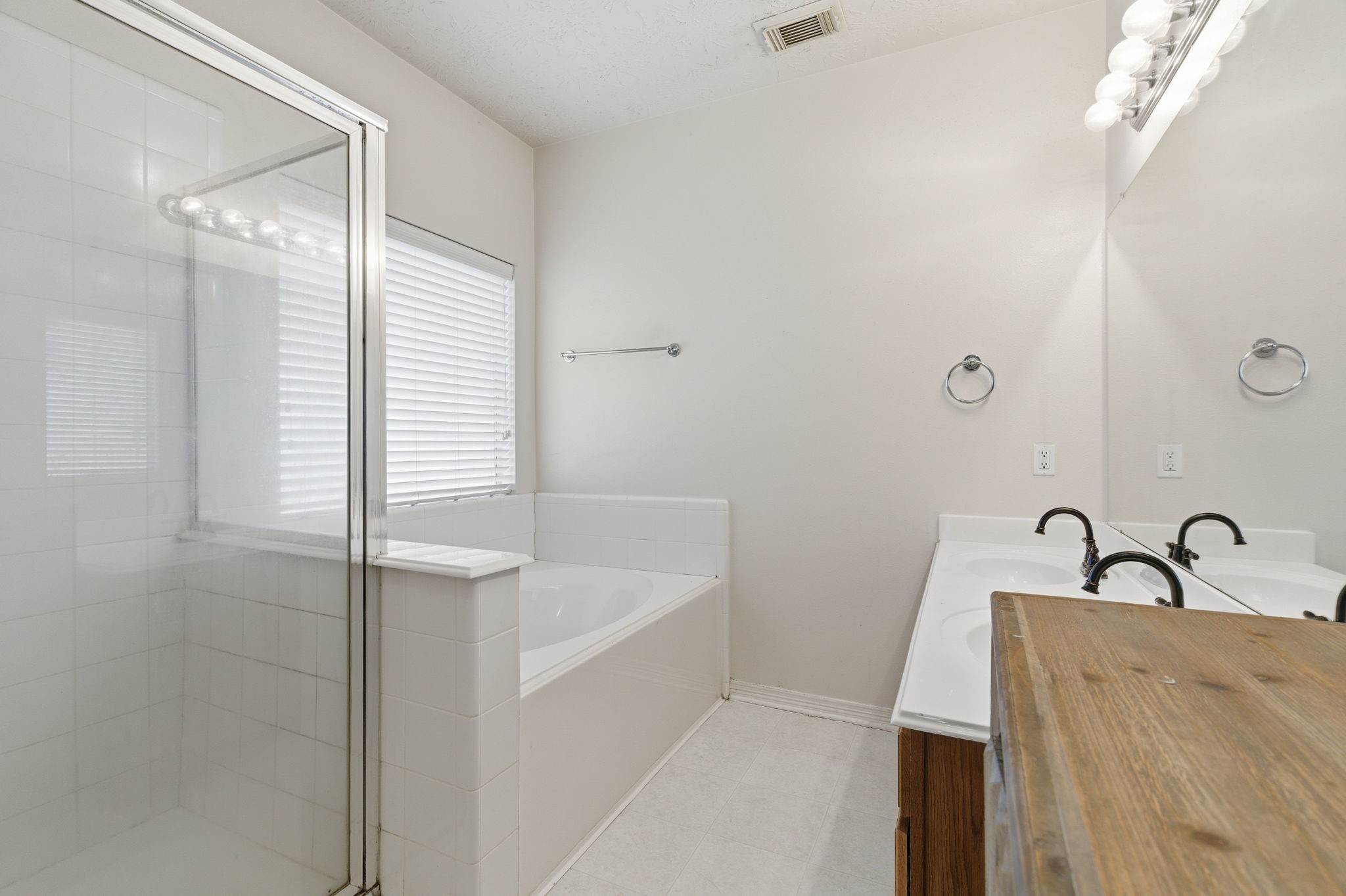 3019 Trinity Pass Court Spring, TX 77373 - Photo 16 of 40