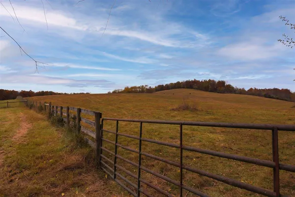 $879,000 | Tbd Tbd Old B And O Road, Raphine, VA 24472
