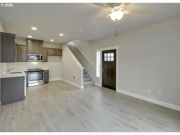 $669,900 | 1018 Northeast Regan Hill Loop, Estacada, OR 97023