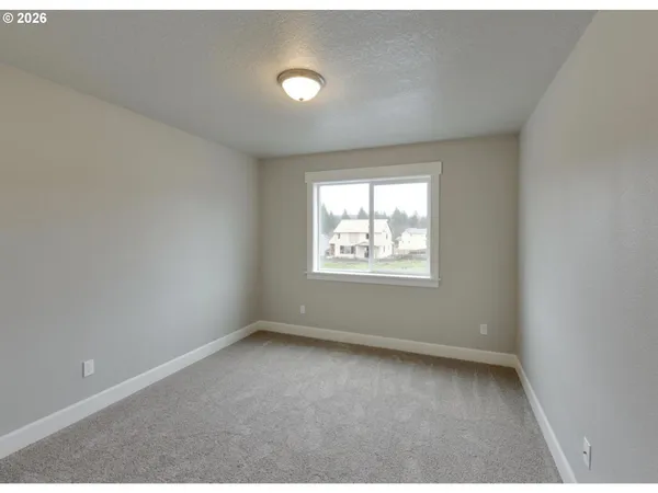 $669,900 | 1018 Northeast Regan Hill Loop, Estacada, OR 97023