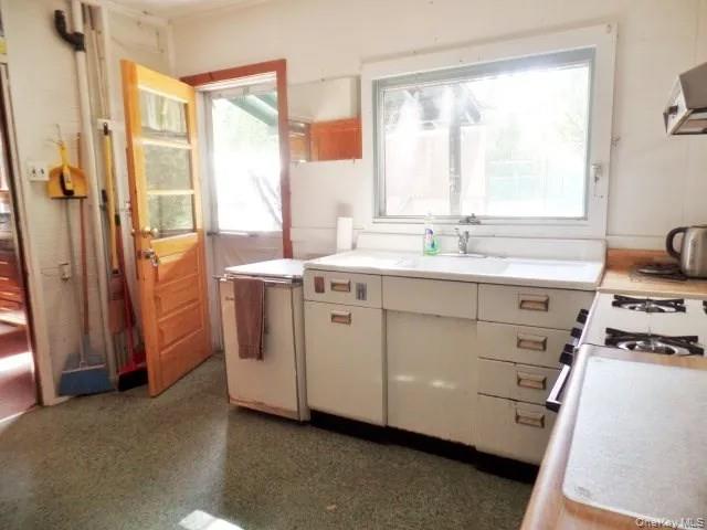 26 Wolf Pond Road Owls Head, NY 12969 - Photo 3 of 17