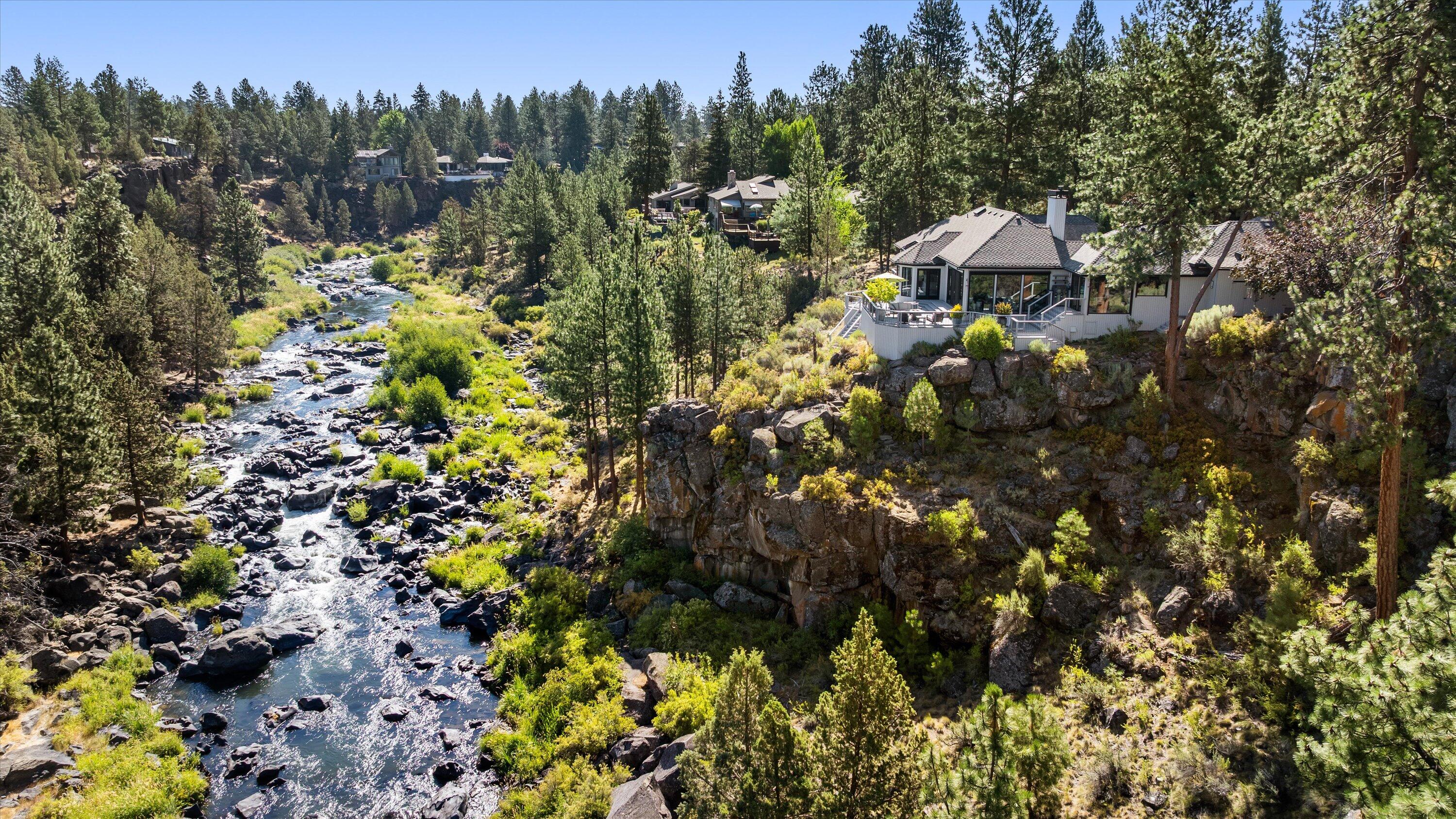 4219 Northwest Lower Village Road Bend, OR 97703 - Photo 49 of 87 48