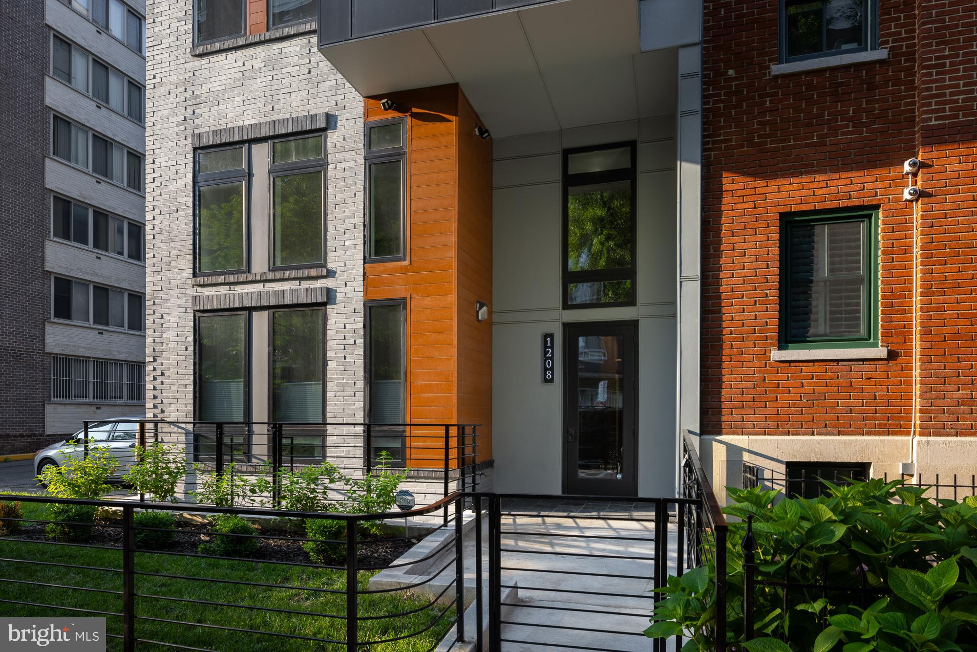 1208 M Street Northwest, Unit 51 Washington, DC 20005 - Photo 21 of 29 Exterior of 1208 M