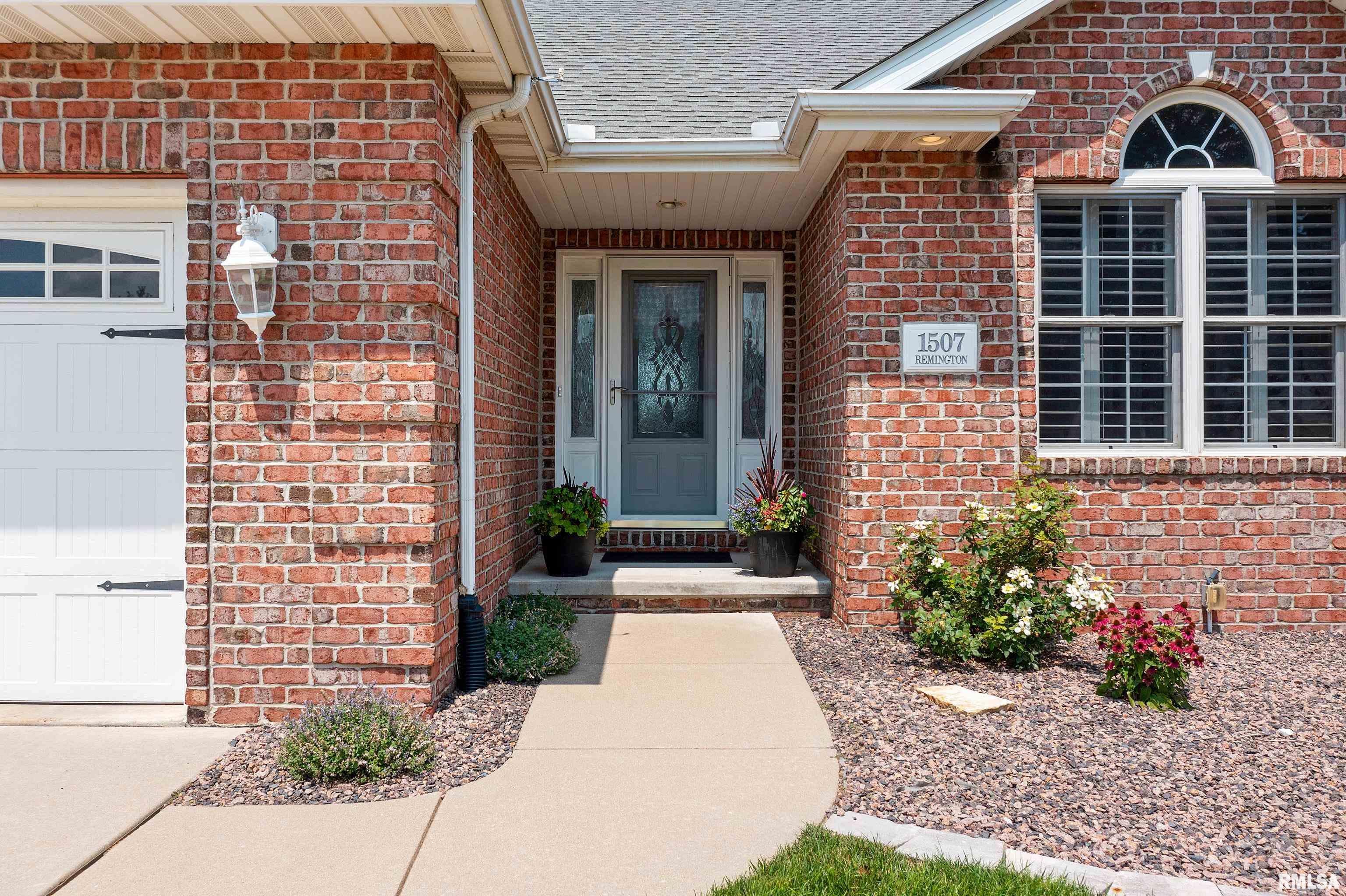 1507 Remington Road Pekin, IL 61554 - Photo 10 of 41 Gallery Image 10